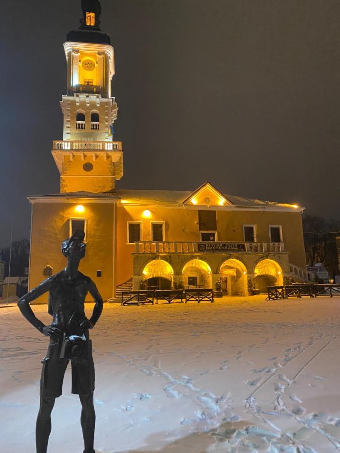 Чудові Апартаменти «D.I.M.» В Старому Місті Kamianets-Podilskyi Exterior photo