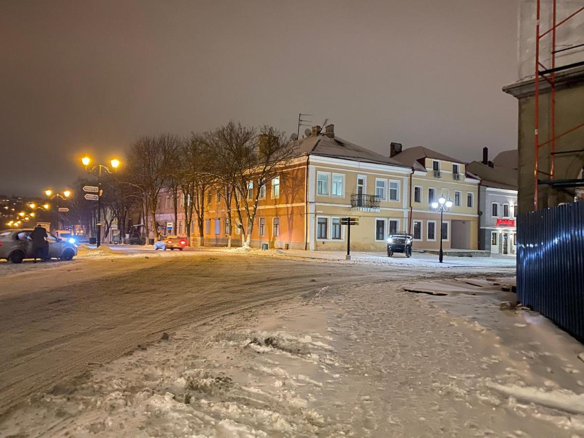 Чудові Апартаменти «D.I.M.» В Старому Місті Kamianets-Podilskyi Exterior photo